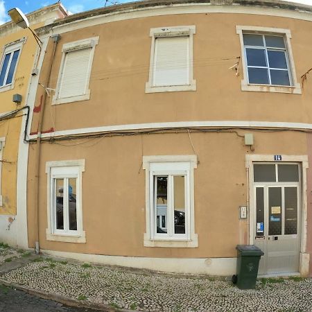 Lisbon T2 Apartment In Typical Villa In Sapadores Lisboa Εξωτερικό φωτογραφία