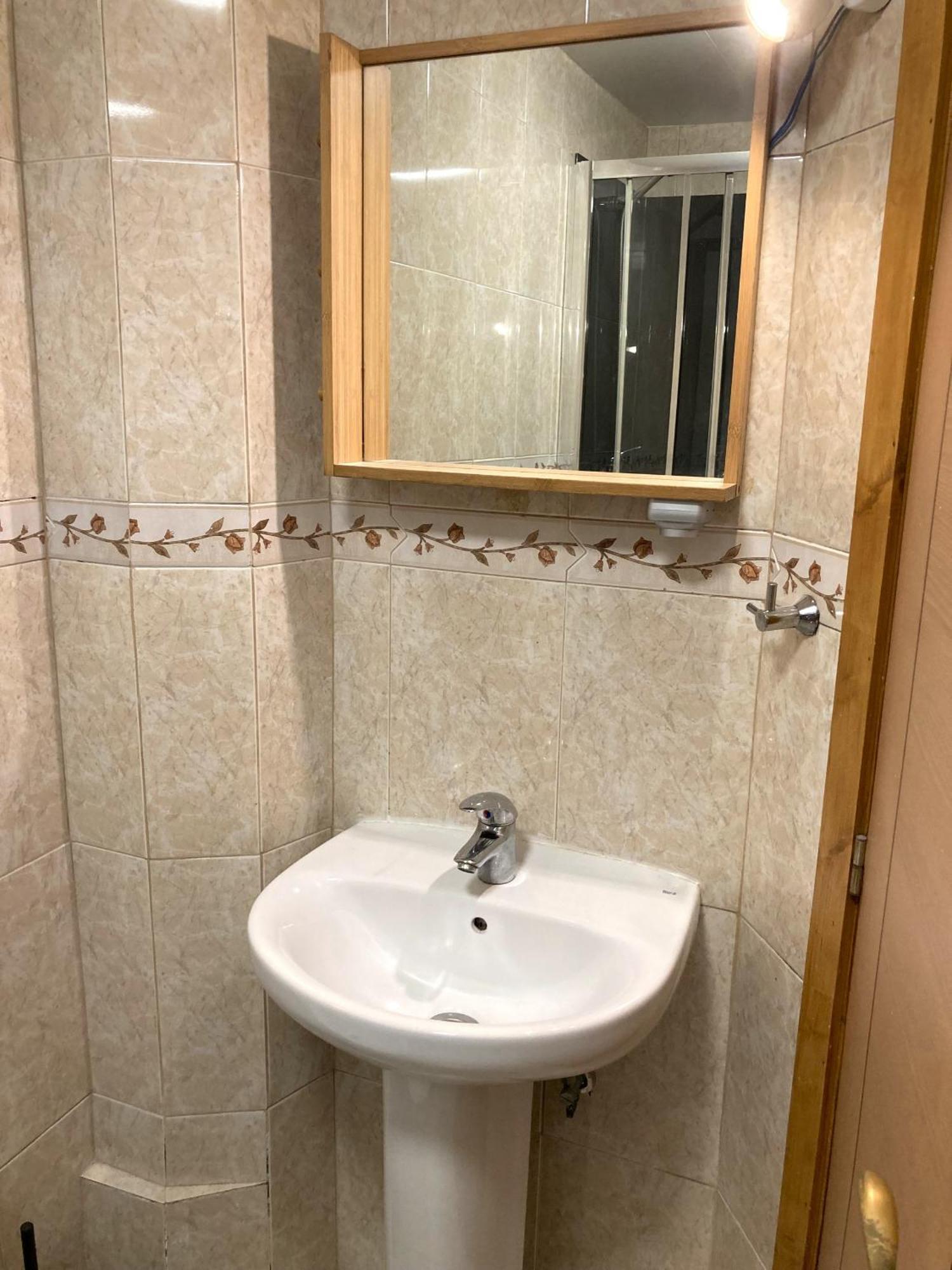 Lisbon T2 Apartment In Typical Villa In Sapadores Lisboa Εξωτερικό φωτογραφία